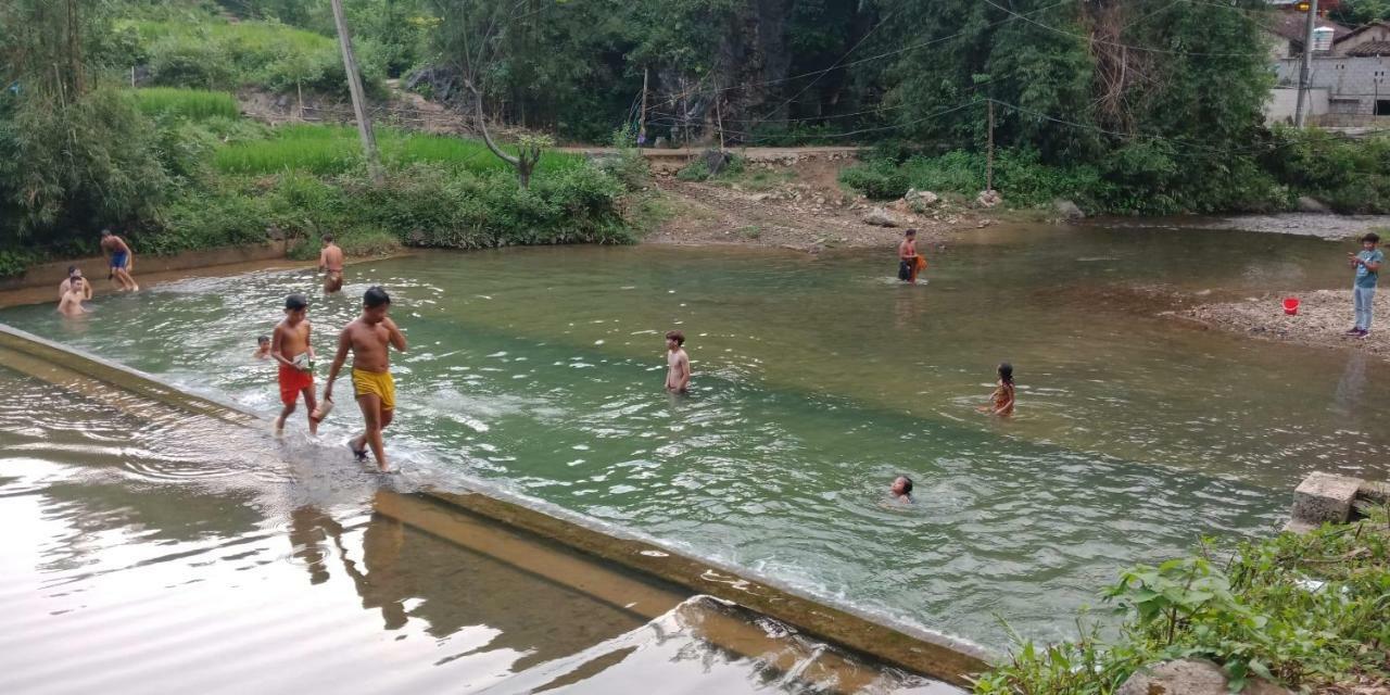 A Sy Ban Gioc Homestay - Nha San Da Co Cao Bang Dış mekan fotoğraf